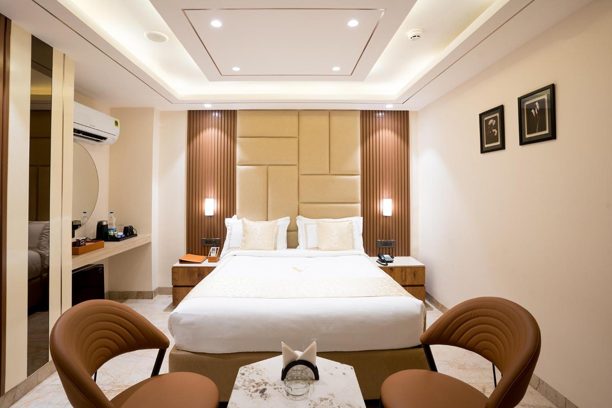 Hotel Oriva Vinflora Residency - Nr Lv Prasad Hospital, Banjara Hills Hyderabad Esterno foto
