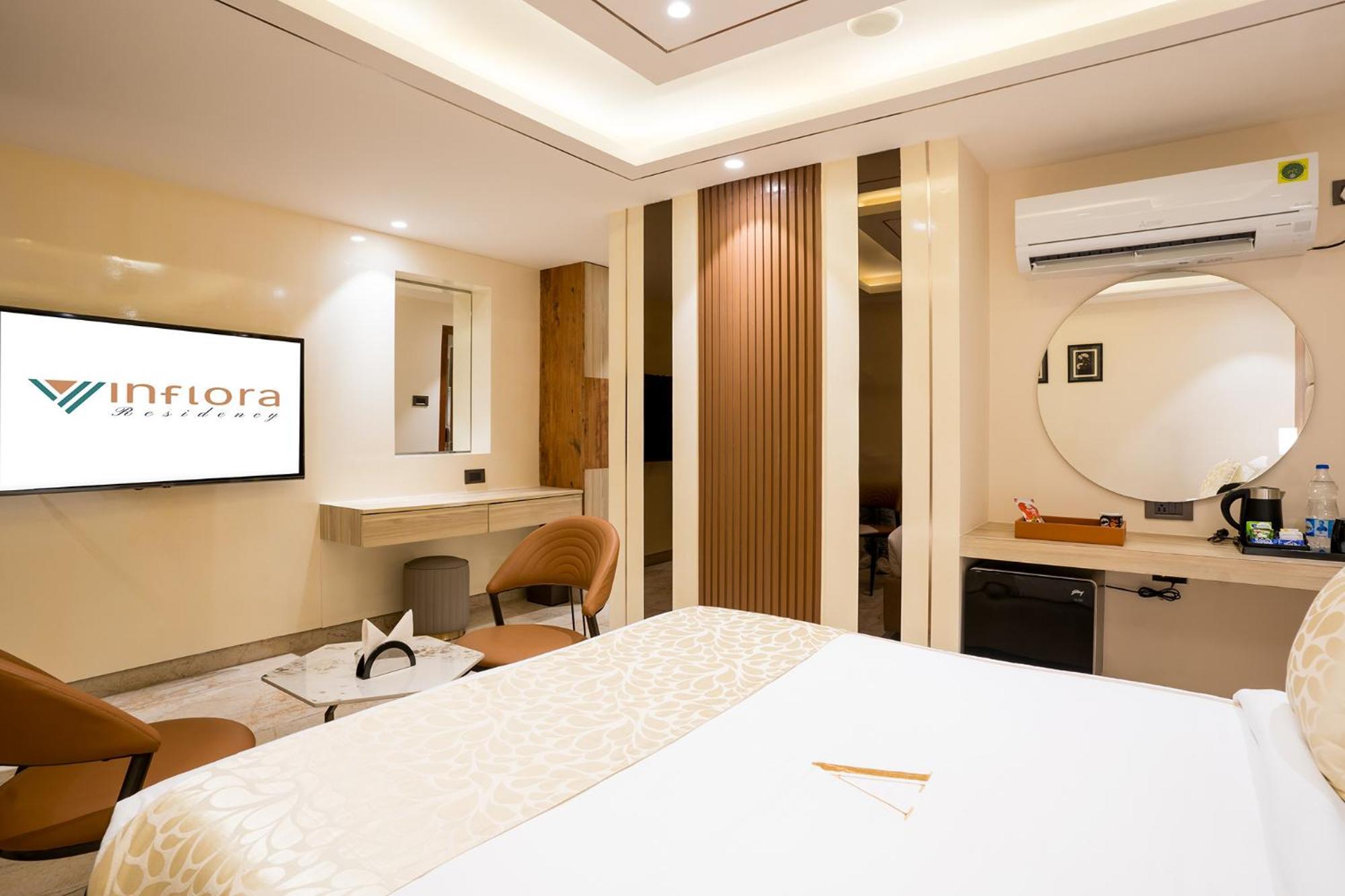 Hotel Oriva Vinflora Residency - Nr Lv Prasad Hospital, Banjara Hills Hyderabad Esterno foto
