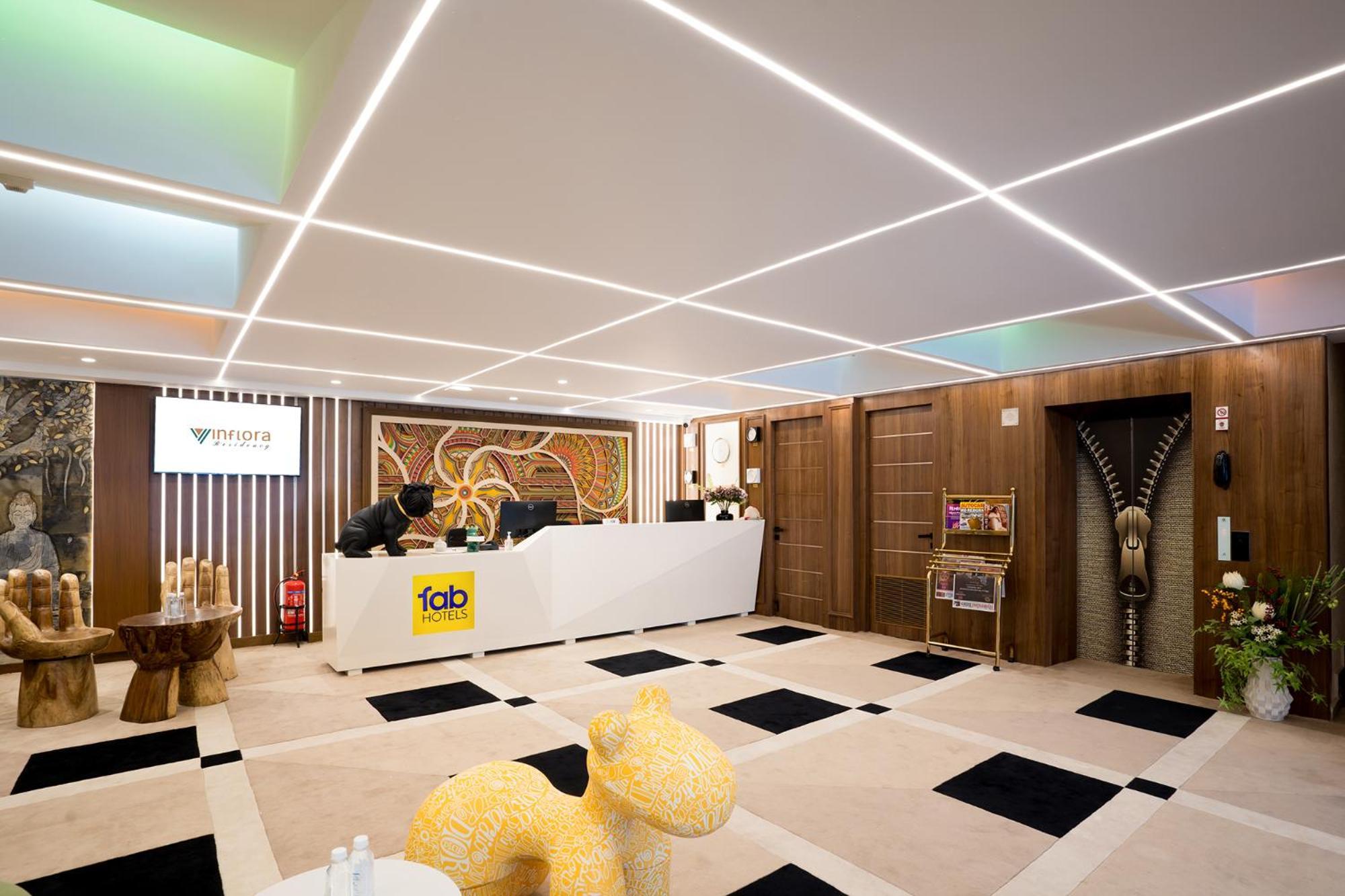 Hotel Oriva Vinflora Residency - Nr Lv Prasad Hospital, Banjara Hills Hyderabad Esterno foto