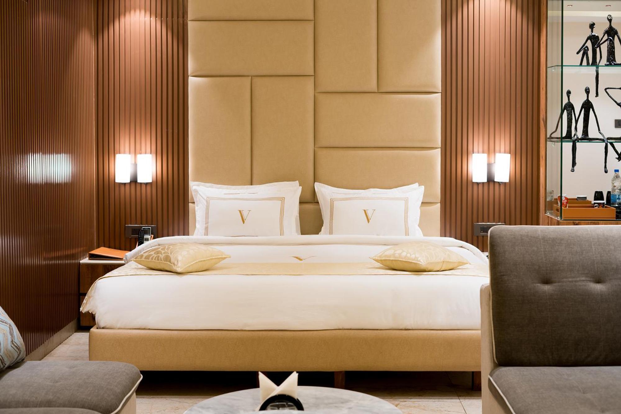 Hotel Oriva Vinflora Residency - Nr Lv Prasad Hospital, Banjara Hills Hyderabad Esterno foto