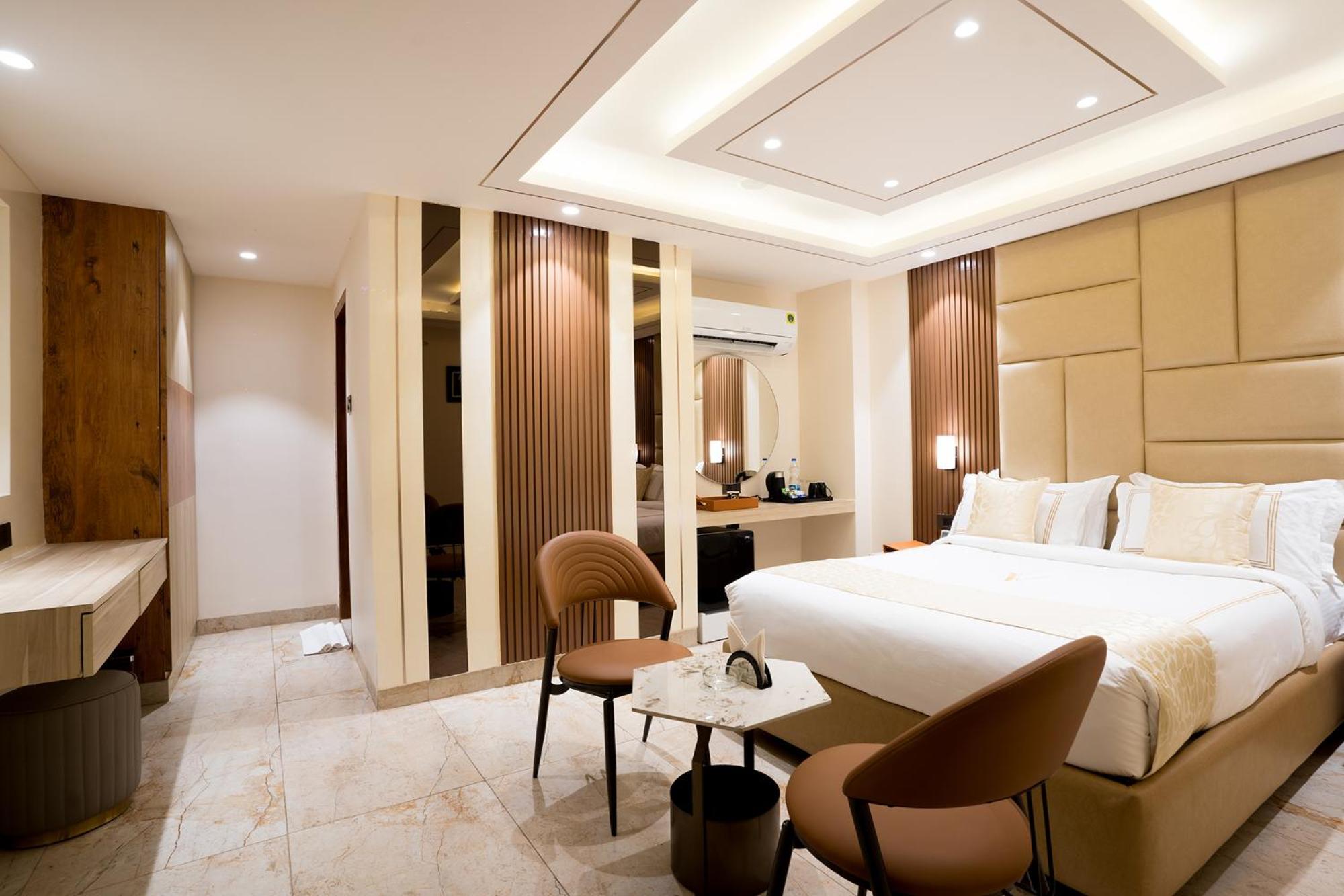 Hotel Oriva Vinflora Residency - Nr Lv Prasad Hospital, Banjara Hills Hyderabad Esterno foto